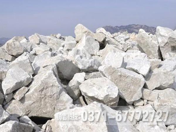 長(zhǎng)石粉生產(chǎn)設(shè)備都有啥？