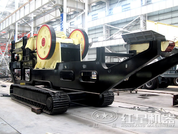 駕考升級開車難,還是這臺移動(dòng)破碎站好“開”!