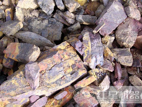 鐵礦石顎式破碎機哪家好，大概價格多少