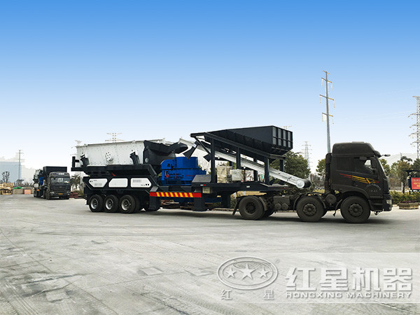 車(chē)載式移動(dòng)制砂機(jī)入駐云貴地區(qū)，拉動(dòng)當(dāng)?shù)亟?jīng)濟(jì)發(fā)展