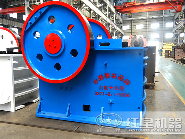 150×250顎式破碎機(jī)小體格擁有大能量， 輔助客戶(hù)創(chuàng)高收