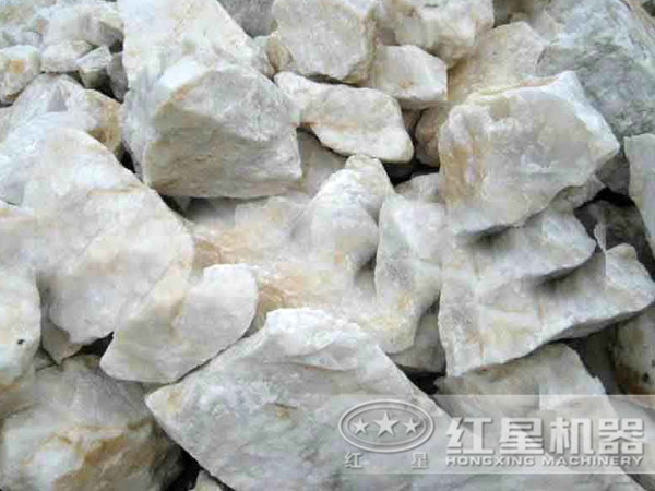 時(shí)產(chǎn)800噸的硅石破碎生產(chǎn)線需要哪些設(shè)備？需要投資多少錢？