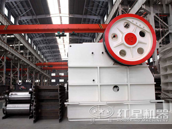 顎式破石機(jī)——石料廠(chǎng)的戰(zhàn)斗機(jī)，石頭的變形機(jī)