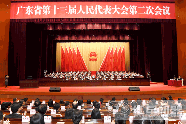 大型流動粉碎石頭一體機多少錢一臺？