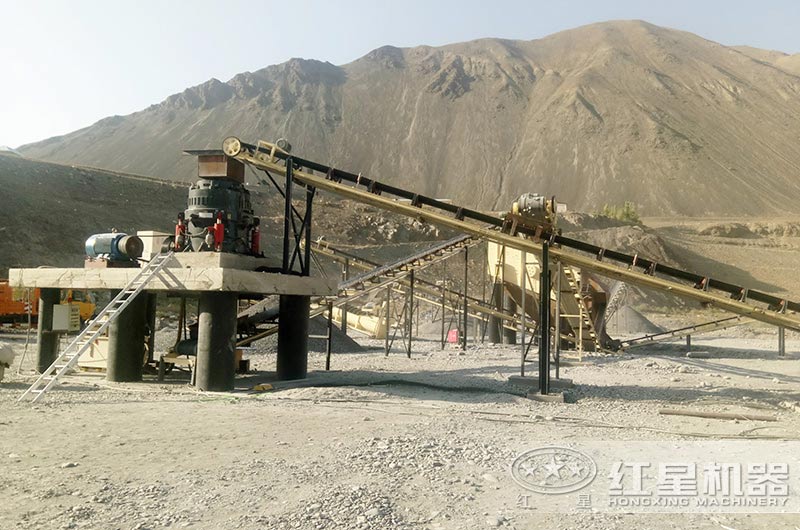 中型碎石機(jī)多少錢一臺(tái)，一天能碎多少石頭？