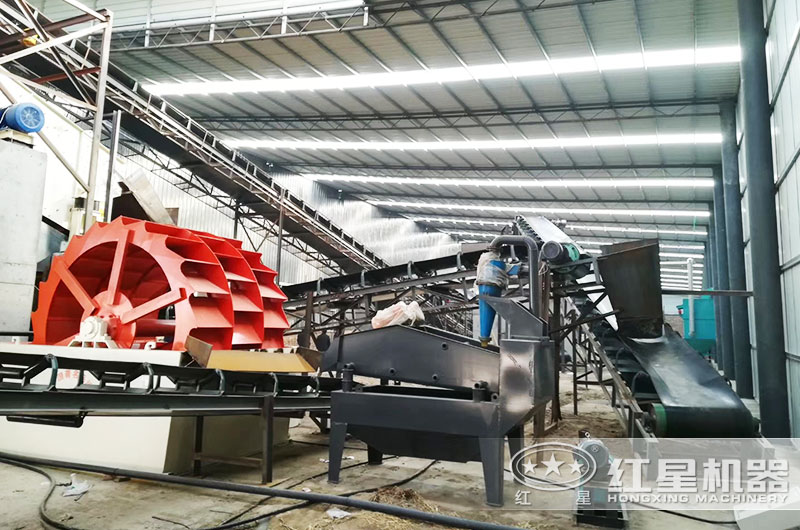 水洗沙機械多少錢一套？（內(nèi)有大型水洗沙機械工作視頻）