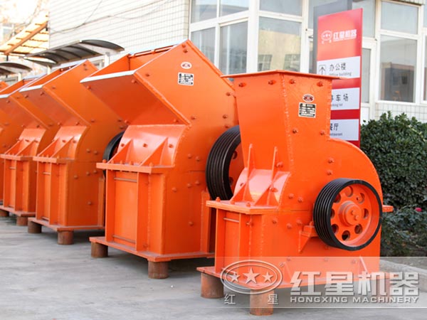錘破機(jī)與反擊破碎機(jī)哪個(gè)更適用于二段破碎？
